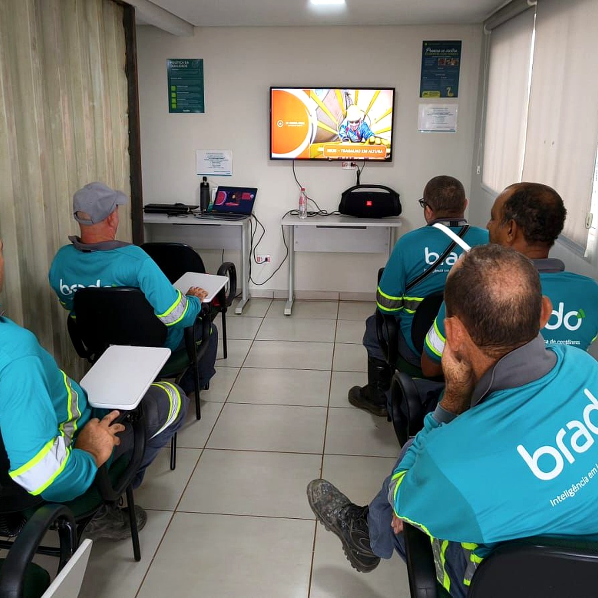 Profissionais capacitados pela MC